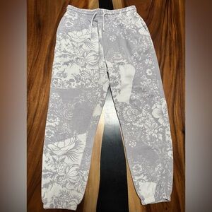 UO Floral Patterned Joggers